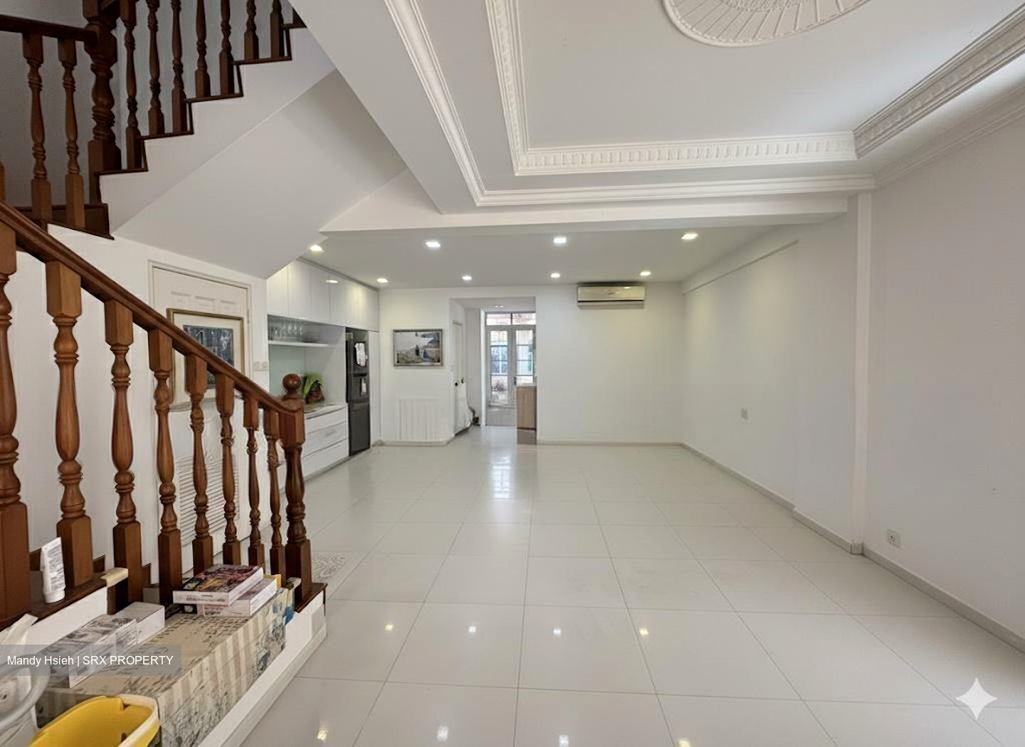 Loyang View (D17), Terrace #503219651